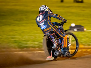 Supporting image for story: Wolves finally back to full strength with Leon’s return