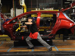 Supporting image for story: UK car production fell for the first time in four months in September