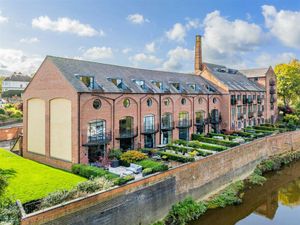 Supporting image for story: Ever wanted to live in a brewery? Now's your chance as converted Shrewsbury townhouse hits market
