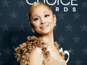 Supporting image for story: SAG Awards presenters will include Ariana Grande and Timothy Chalamet