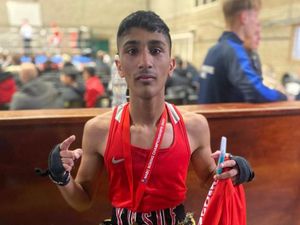 Supporting image for story: First national title for Walsall boxing prodigy