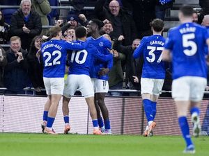 Supporting image for story: Thierno Barry breaks Everton duck as David Moyes’ impressive side beat Forest