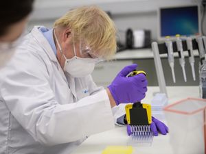 Supporting image for story: PM facing demands to explain ‘paradoxical’ potential cuts to science