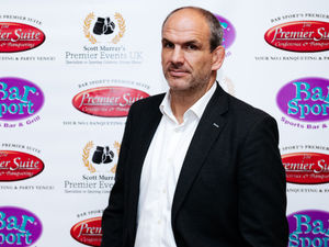 Supporting image for story: Rugby World Cup winner Martin Johnson wows audience with stories
