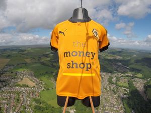 Supporting image for story: Lift off: Wolves launch new 2017/18 kit in style