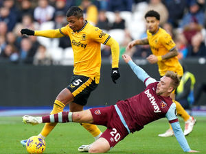 Supporting image for story: Gary O'Neil: Wolves hit by sickness bug before West Ham loss