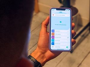 Supporting image for story: How to use the coronavirus contact tracing app