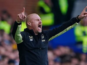 Supporting image for story: Sean Dyche hails ‘a step forward’ after Everton end their wait for a win