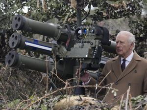 Supporting image for story: King takes part in air defence exercise and meets military families at barracks