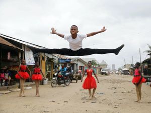 Supporting image for story