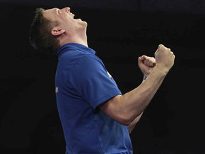 Supporting image for story: Barney pips David Pallett to the post