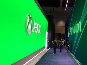 Supporting image for story: Microsoft and Sony agree games streaming deal