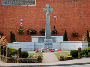 Supporting image for story: Remembrance Sunday service in Market Drayton