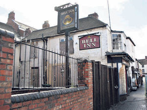 Supporting image for story: Delays to work on historic Willenhall pub
