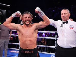 Supporting image for story: Brilliant Conah Walker retains British title with brutal stoppage win