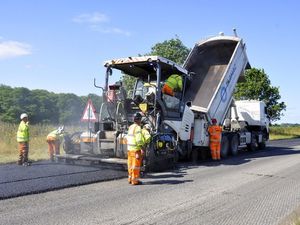 Supporting image for story: Bridgnorth residents told not to park on town's road as resurfacing set to take place