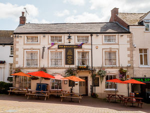 Supporting image for story: Oswestry pub named among top four in the country after reaching finals of prestigious awards