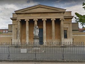 Supporting image for story: Stourbridge man jailed after breaking into house only to flee scene when confronted by homeowner