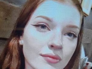 Supporting image for story: Fifteen-year-old Smethwick girl reported missing
