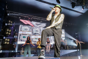 Macklemore. Photos by: Chris Bowley