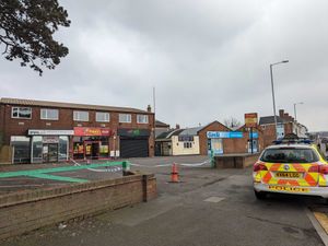 Supporting image for story: Teenager remains in custody after 16-year-old boy stabbed in Wellington