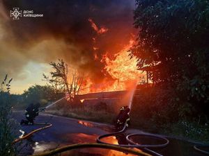 Supporting image for story: Russia launches another record drone attack on Ukraine, say Ukrainian officials
