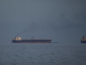 Supporting image for story: Donald Trump urges UK to send warships to help secure Strait of Hormuz