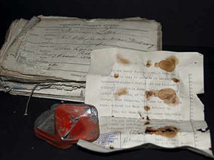 Supporting image for story: Preserved note is found by builders