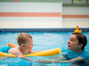 Supporting image for story: Swimming lessons return after children missed out on vital skills for past year