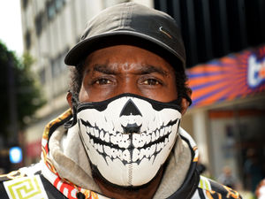 Supporting image for story: Public make personal mask choice over ‘muddled rules’ 