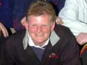 Supporting image for story: Walton to wait after stirring Fields again