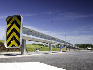 Supporting image for story: Hill & Smith buys US business