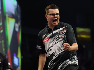 Supporting image for story: Gian van Veen ‘doing everything’ to make Premier League event in Berlin after op