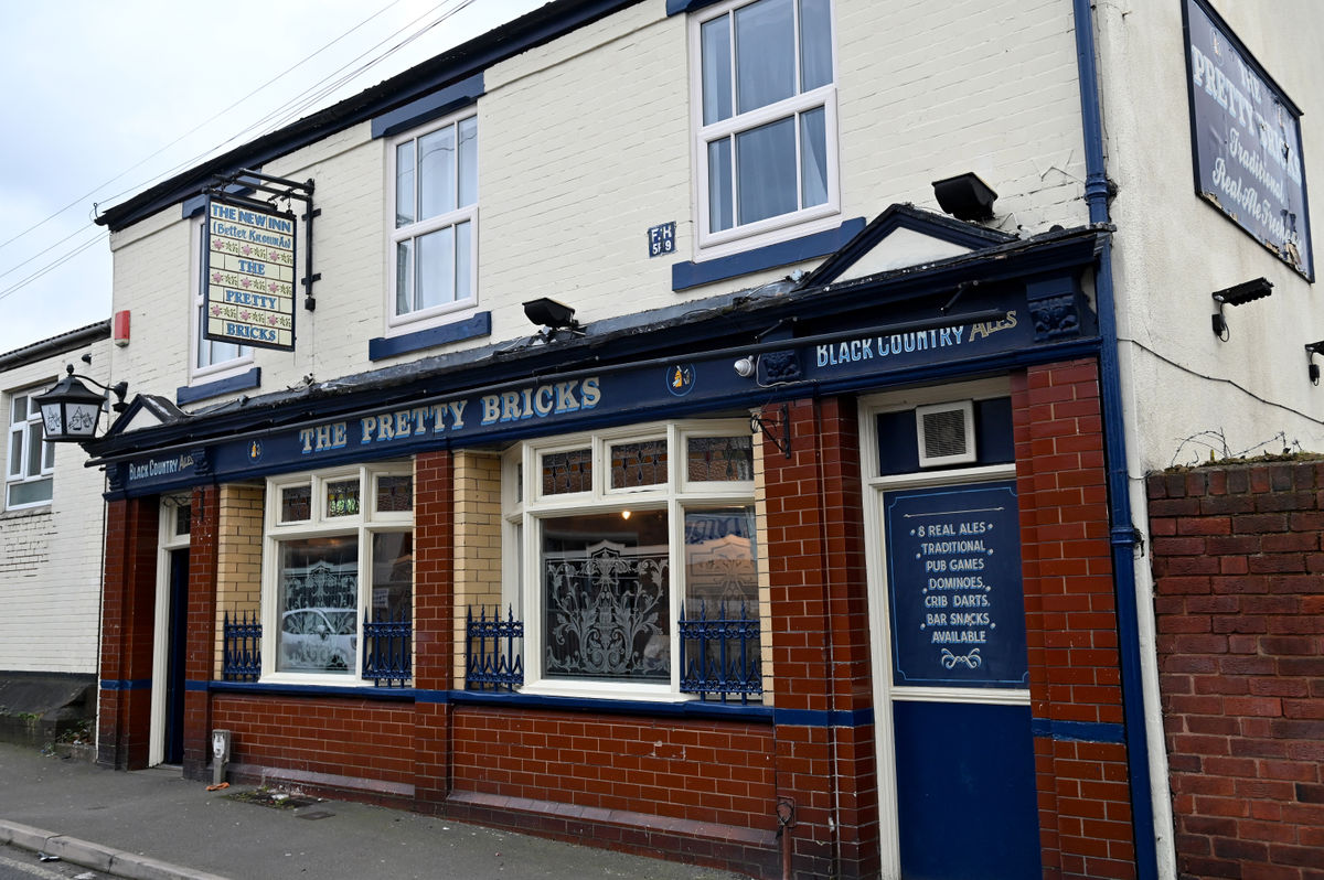 Chance to manage characterful and historic Walsall pub as brewery looks for new manager