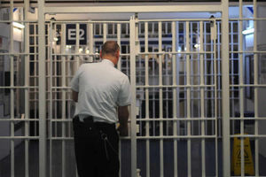 Supporting image for story: Poll: Do we send too many people to prison in the UK?