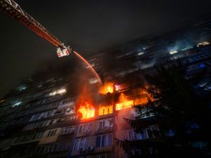 Supporting image for story: Power restored to 800,000 in Kyiv after major Russian strikes on energy grid