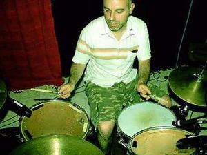 Supporting image for story: Why I'm jealous of my drummer mate Dan