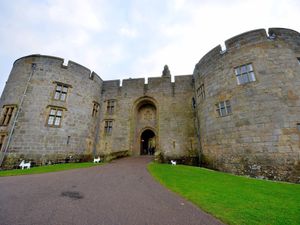 Supporting image for story: Chirk Castle to close as high winds forecast