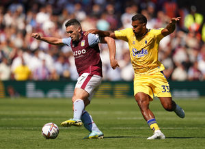 Aston Villa's John McGinn (left) and Everton's Jose Salomon Rondon battle for the ball during the Premier League match at Villa Park, Birmingham. Picture date: Saturday August 13, 2022. PA Photo. See PA story SOCCER Villa. Photo credit should read: Nick Potts/PA Wire...RESTRICTIONS: EDITORIAL USE ONLY No use with unauthorised audio, video, data, fixture lists, club/league logos or "live" services. Online in-match use limited to 120 images, no video emulation. No use in betting, games or single club/league/player publications..