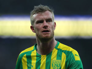 Supporting image for story: Slaven Bilic hails West Brom legend Chris Brunt