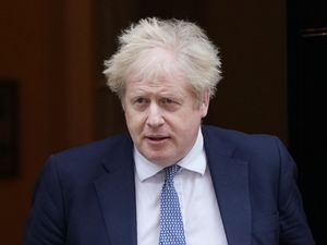 Supporting image for story: Johnson struggles on despite growing Tory revolt over partygate