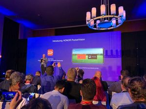 Supporting image for story: Honor announces PocketVision app to help visually impaired