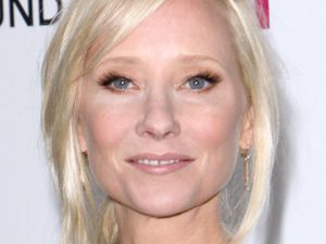 Supporting image for story: LAPD launch investigation following Anne Heche LA vehicle crash
