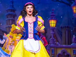 Supporting image for story: Snow White dazzles with panto favourites starring at Birmingham Hippodrome - review