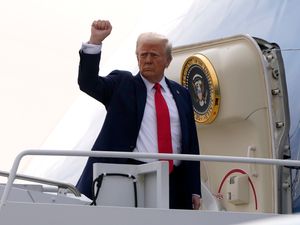 Supporting image for story: Trump ends Biden’s hold on sending 2000-pound bombs to Israel