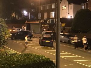 Supporting image for story: Man bitten as violence breaks out after three-car crash