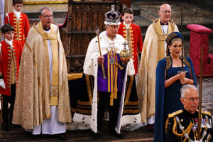 Councillor Sawbridge got to see Penny Mordaunt holding the Sword of State at the coronation service. Photo: Yui Mok/PA Wire.
