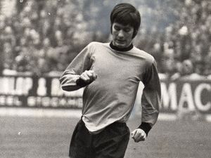 Supporting image for story: An evening with Wolves favourite Jim McCalliog event coming to Molineux