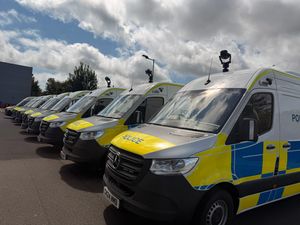 Supporting image for story: Live facial recognition to be widened in neighbourhood policing drive