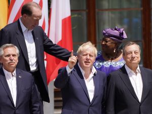 Supporting image for story: Boris Johnson condemns Putin’s ‘barbarism’ after shopping centre missile strike